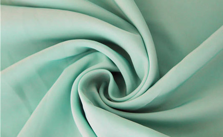 滌綸面料具有什么特點(diǎn)  劉潭服裝告訴你
