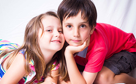 劉潭童裝加工提醒：童裝既要“貪靚”又要健康