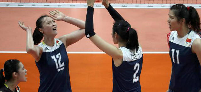 劉潭服裝：揚眉吐氣！中國女排闖進四強 打敗衛(wèi)冕冠軍巴西