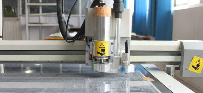 劉潭服裝：直播讓服裝加工企業(yè)站上了&ldquo;風(fēng)口&rdquo;