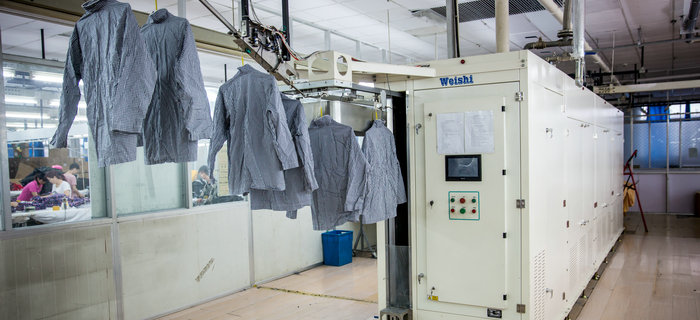 雖然劉潭服裝專注服裝貼牌加工，然而我還是買不起房