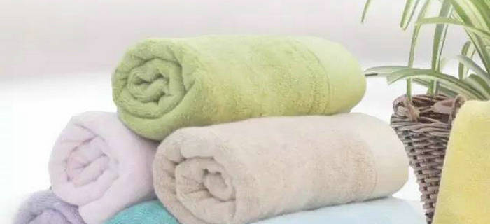 劉潭服裝合作シャルレ：健康美麗好居家 讓寶寶快樂成長