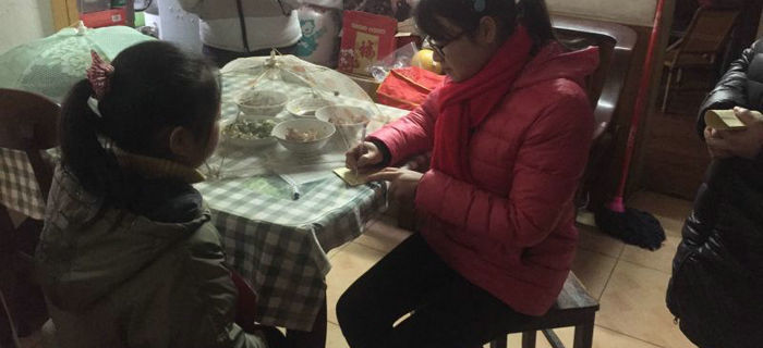 劉潭服裝年前配合街道團支部開展“青春助力 公益暖冬”活動 劉潭服裝年前配合街道團支部開展“青春助力 公益暖冬”活動