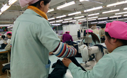 服裝加工中合理的班組管理可以將員工的積極性和效率的提升