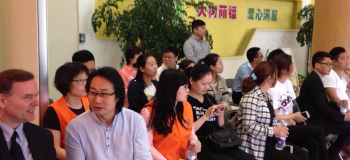 劉潭服裝：關(guān)注自閉癥兒童，讓他們的世界不再冰冷