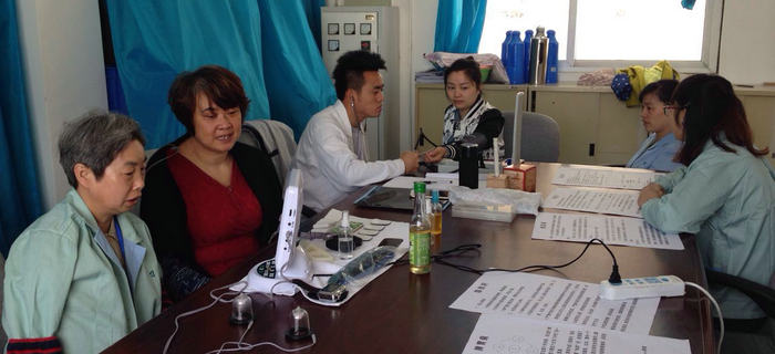 劉潭服裝團(tuán)總支部特邀中醫(yī)為全體員工進(jìn)行&rdquo;治未病&ldquo;義診