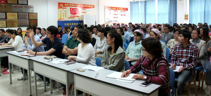 日本三菱株式會(huì)社孫陸宇教授蒞臨劉潭服裝授課