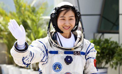 第二個(gè)中國(guó)航天日，劉潭服裝為您揭秘航天服裝