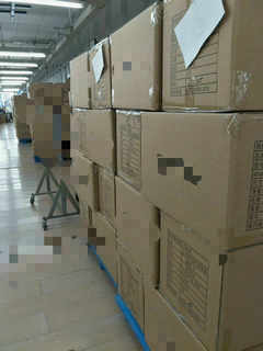 劉潭服裝：擼起袖子加油干，品牌大貨贊，贊，贊