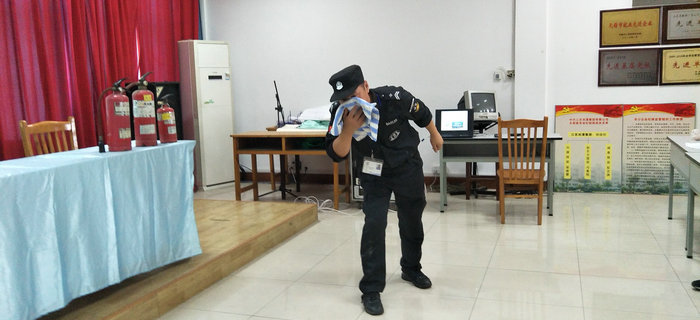 劉潭服裝舉辦第七次新員工入職培訓(xùn)會議