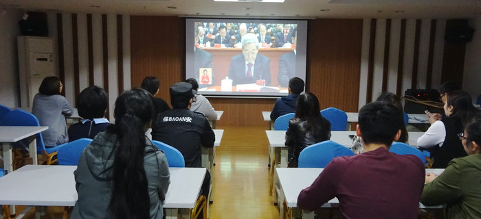 厲害了，我的祖國！劉潭服裝和你一起看十九大&hellip;&hellip;