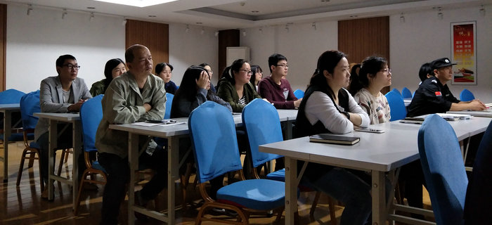 厲害了，我的祖國！劉潭服裝和你一起看十九大&hellip;&hellip;