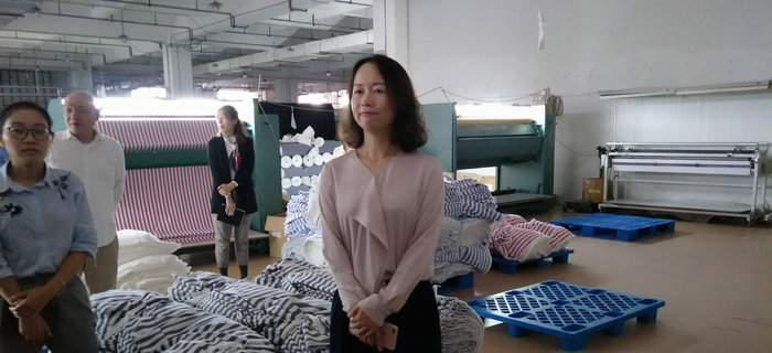 劉潭服裝接待無(wú)印良品公司員工參觀考察學(xué)習(xí)