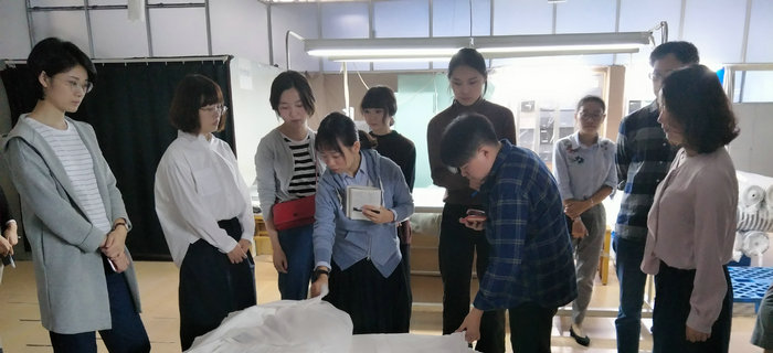 劉潭服裝接待無(wú)印良品公司員工參觀考察學(xué)習(xí)