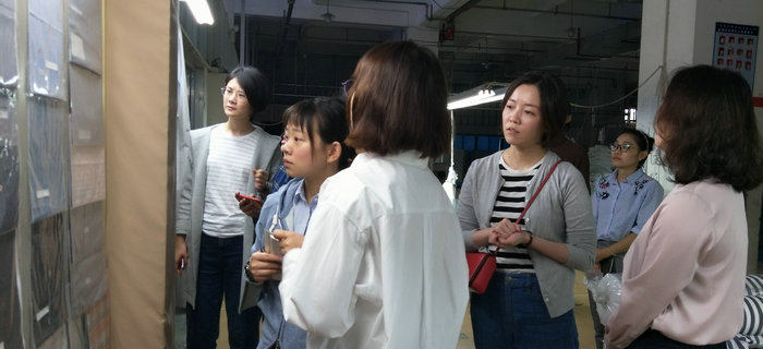 劉潭服裝接待無(wú)印良品公司員工參觀考察學(xué)習(xí)