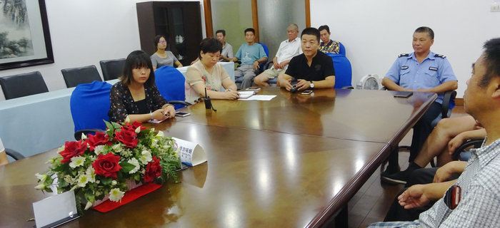 劉潭服裝召開保安和后勤管理整改會議