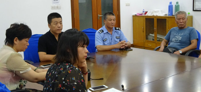 劉潭服裝召開保安和后勤管理整改會議