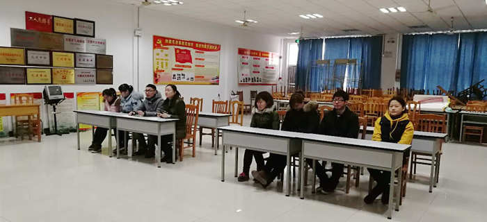 劉潭服裝團(tuán)支部召開年終交流會