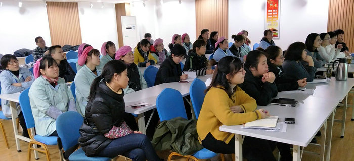 劉潭服裝邀請日本株式會社專家參加縫制規(guī)則交流沙龍