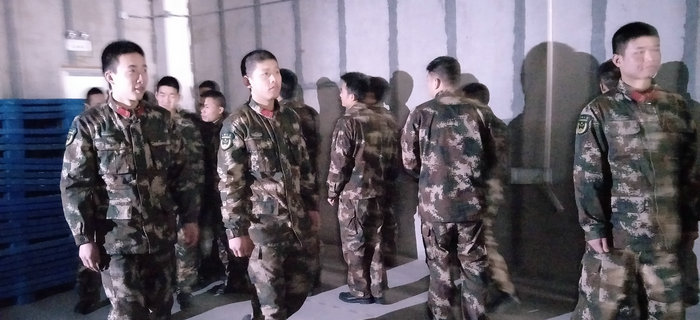 劉潭服裝：劉潭和興源路消防中隊來我司進行消防演練