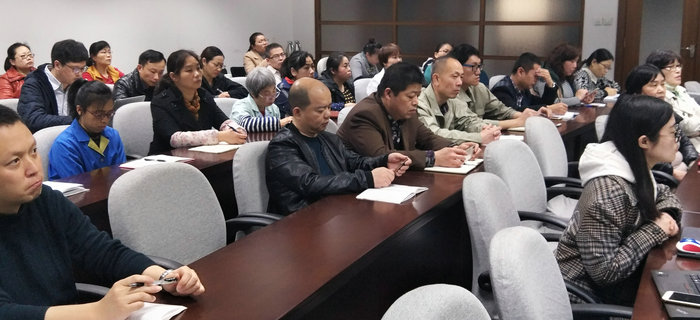 劉潭服裝參與制造業(yè)智能制造診斷咨詢，推進(jìn)兩化融合進(jìn)程