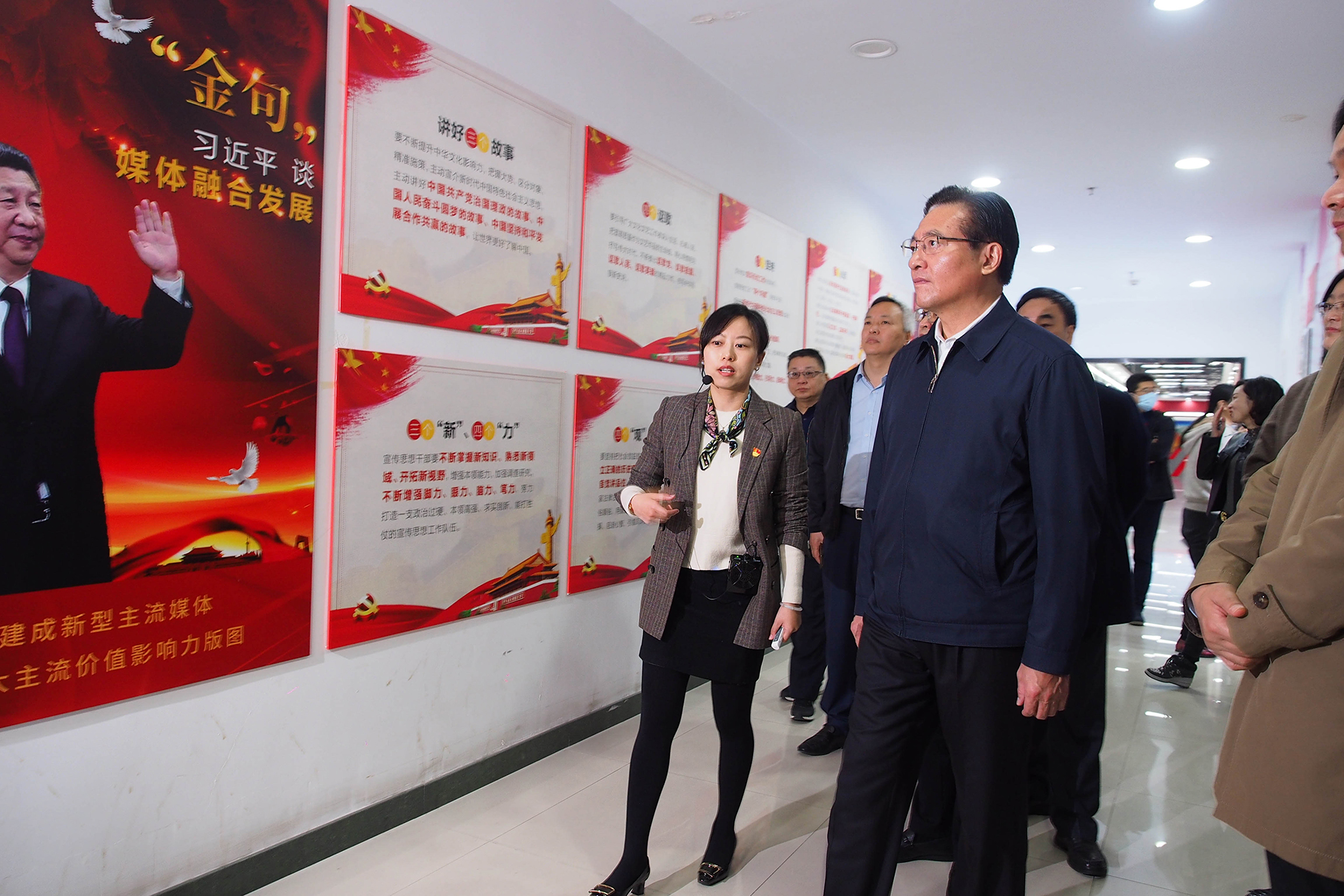 劉潭服裝直播間