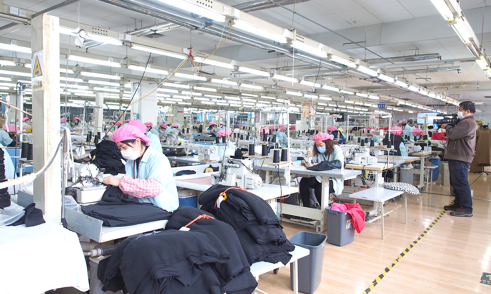 劉潭服裝返工率