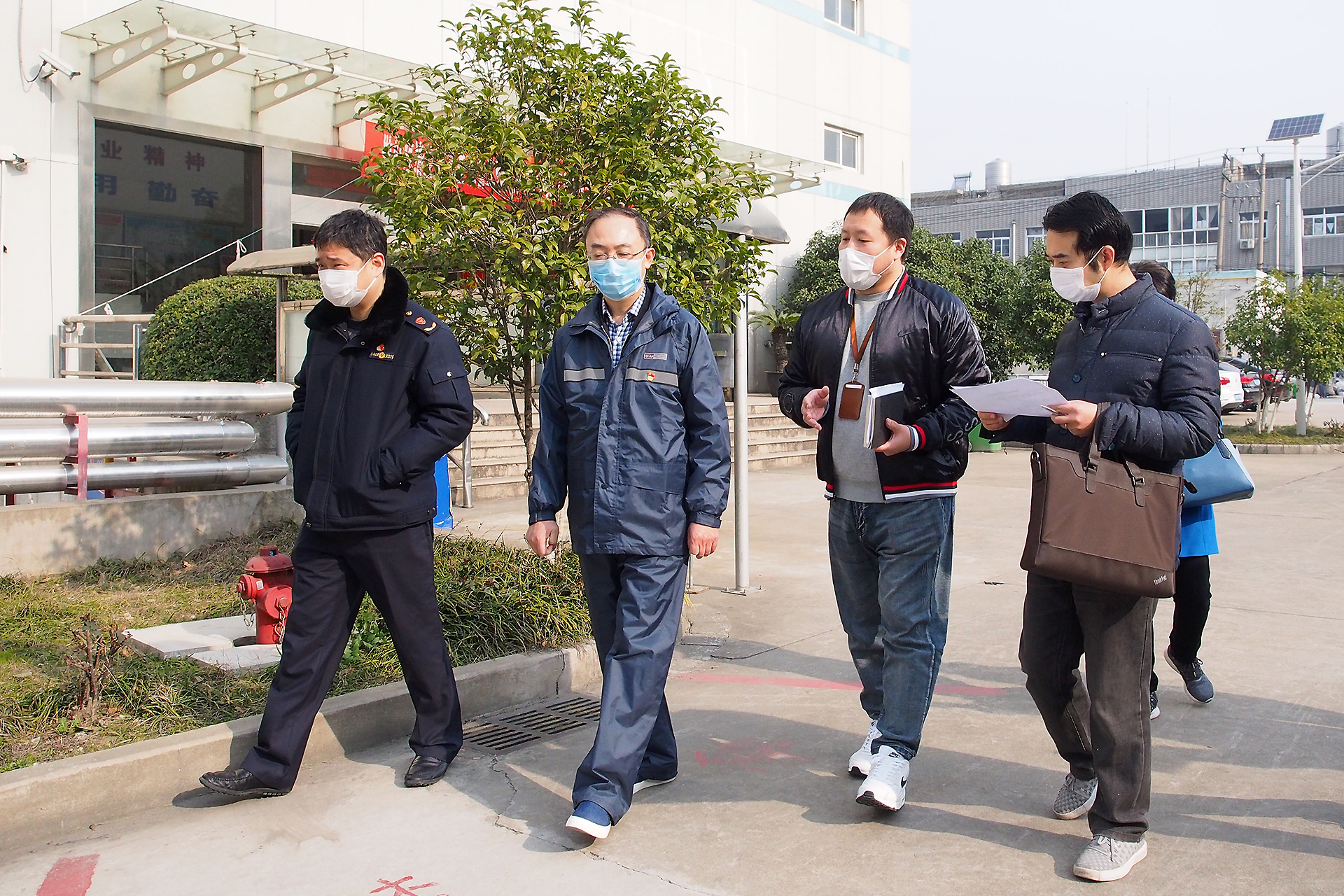 劉潭服裝四不兩直調(diào)研