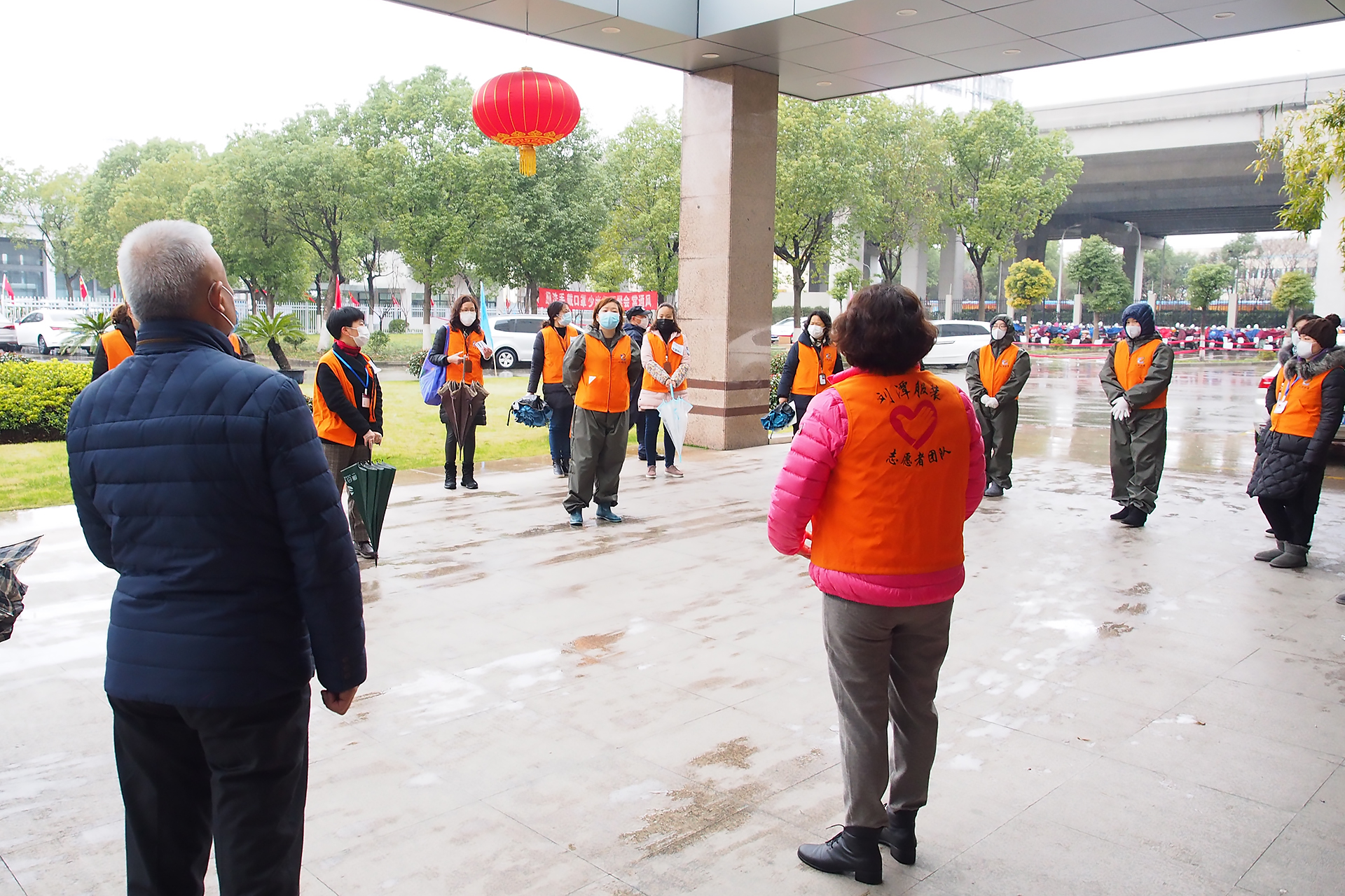 劉潭服裝志愿者