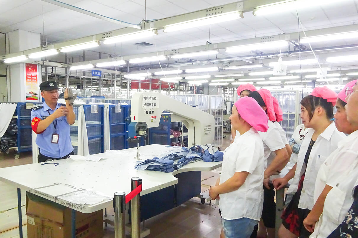 劉潭服裝勞保用品培訓(xùn)