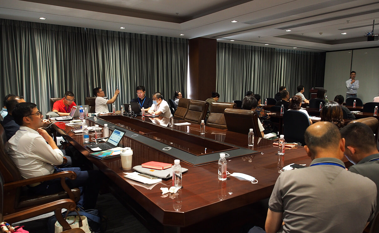 劉潭服裝智能制造