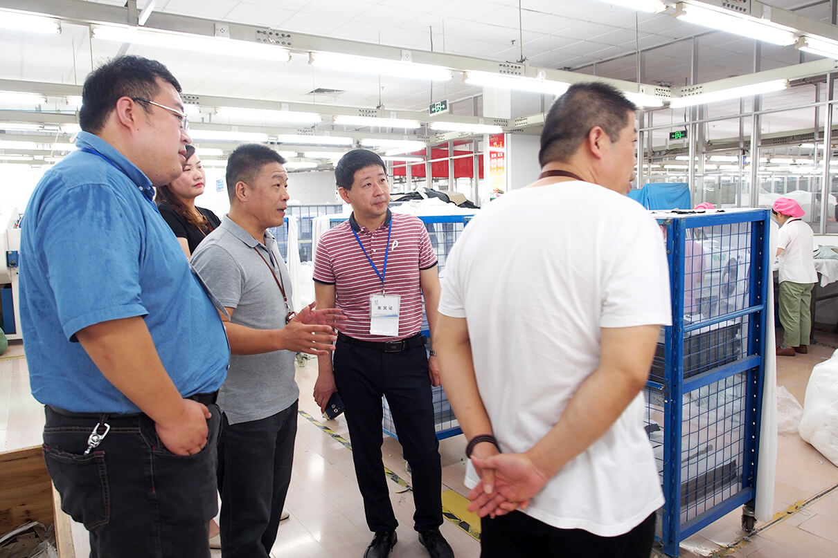 劉潭服裝兩化融合