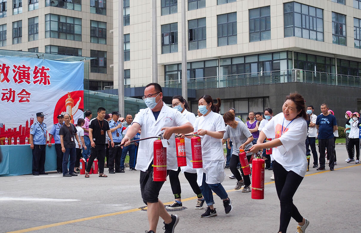 劉潭服裝消防運動會