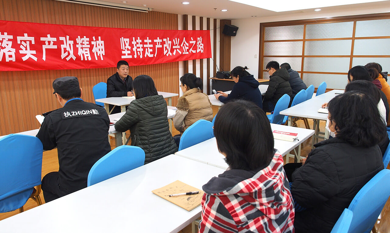 劉潭服裝產業(yè)工人改革