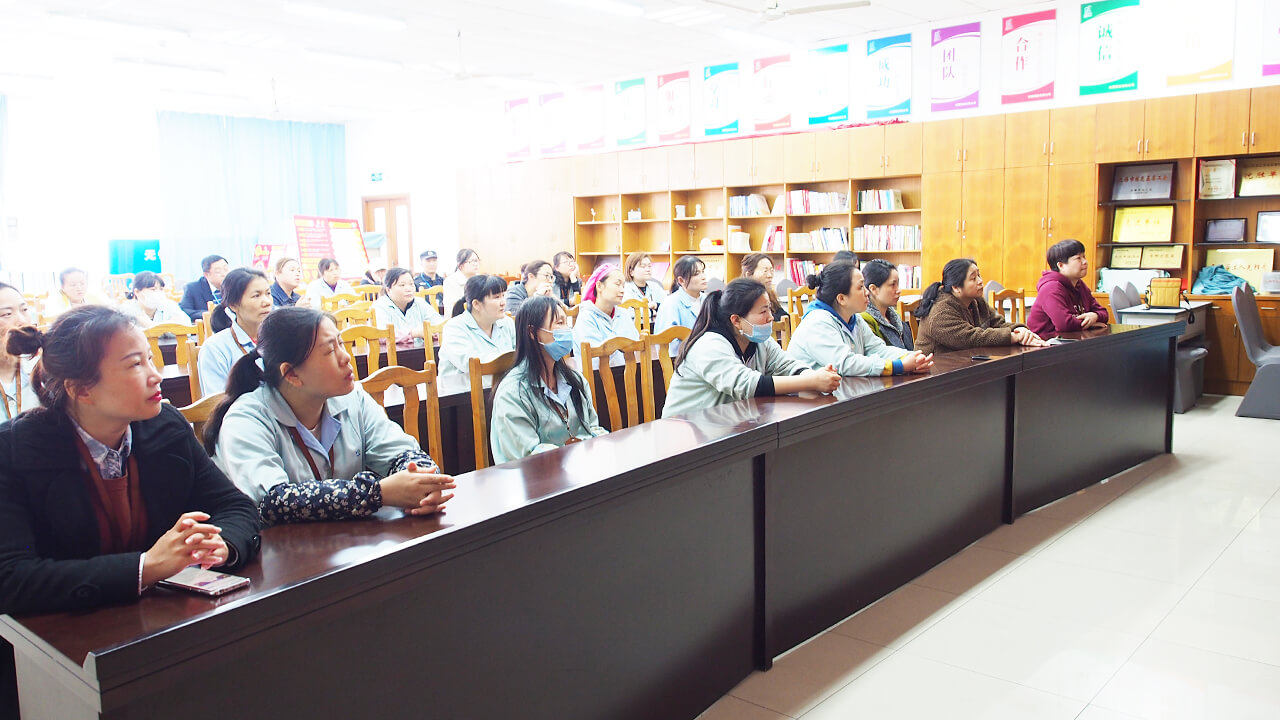 劉潭服裝廠培養(yǎng)職工代表