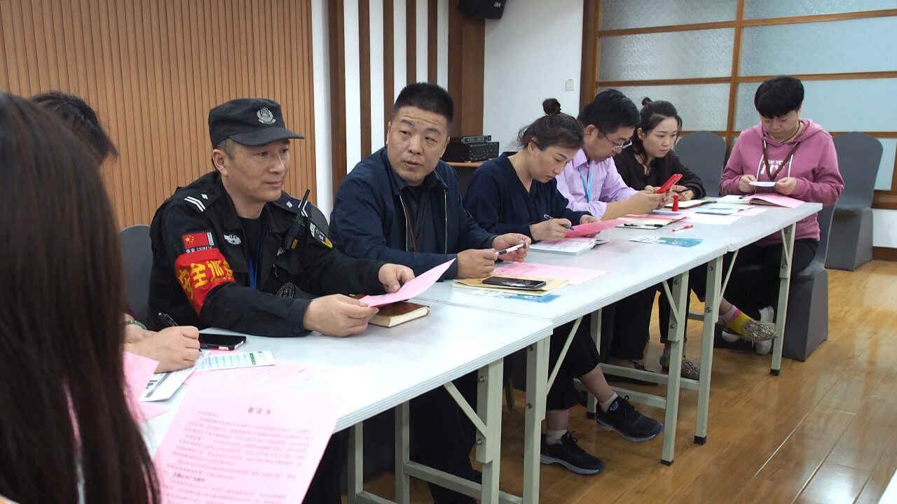 劉潭服裝廠召開接種新冠疫苗動(dòng)員會(huì)