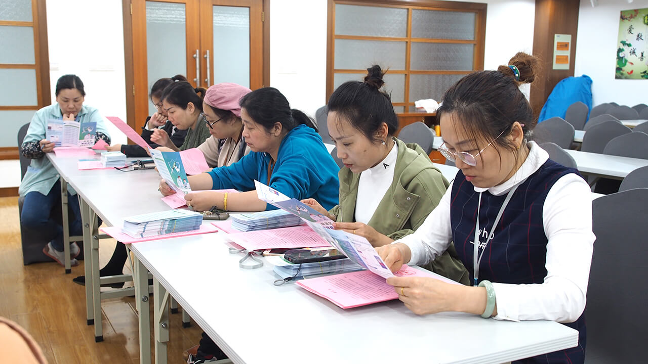 劉潭服裝廠召開接種新冠疫苗動(dòng)員會(huì)