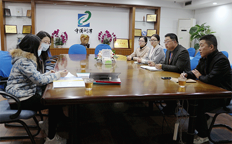 守護群眾健康安全，市防疫局到訪劉潭服裝廠