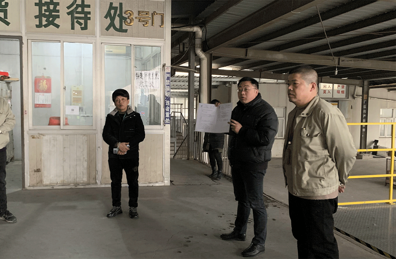 劉潭服裝開展升降平臺操作培訓(xùn)