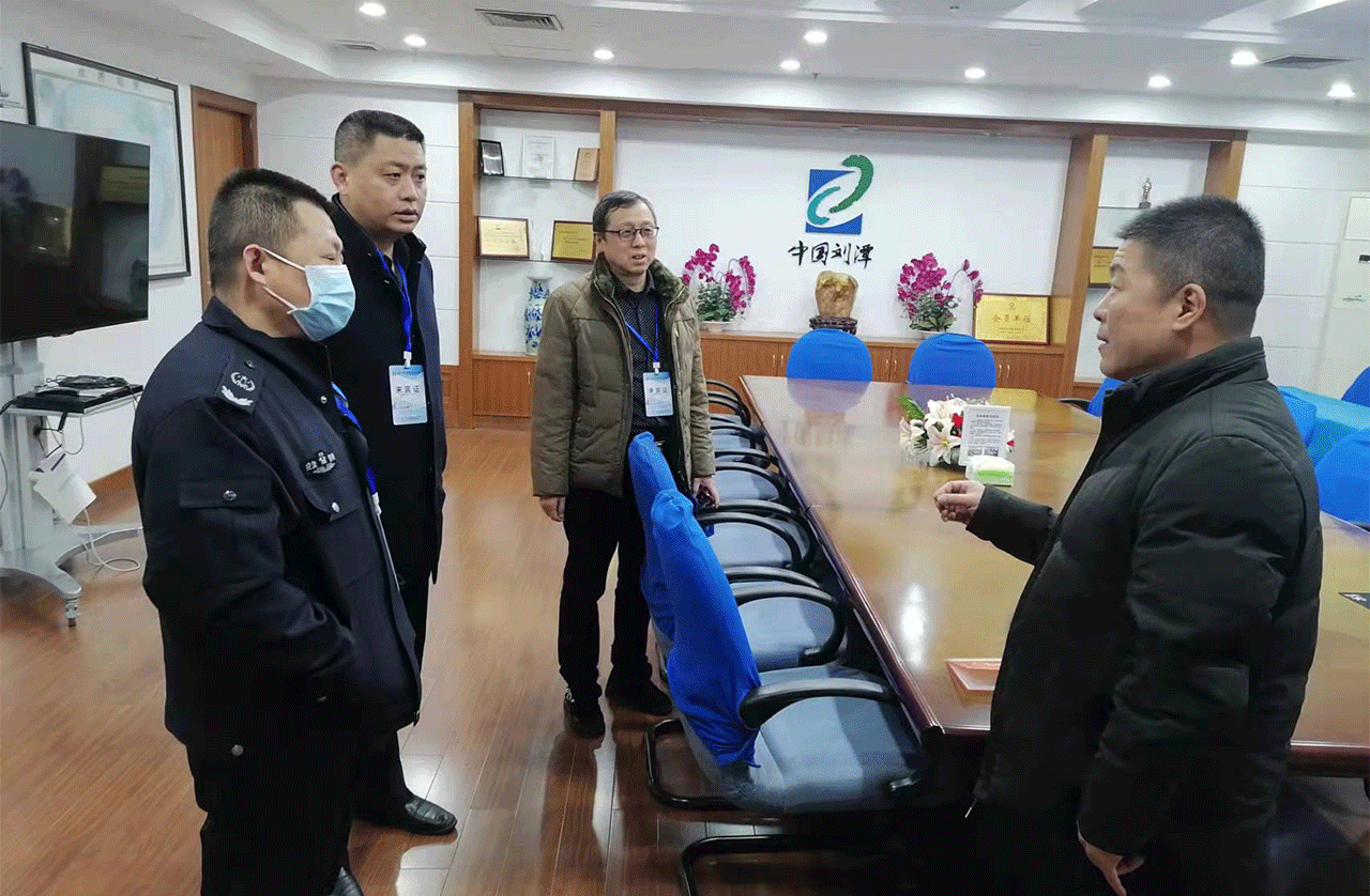 劉潭服裝收到了祝福