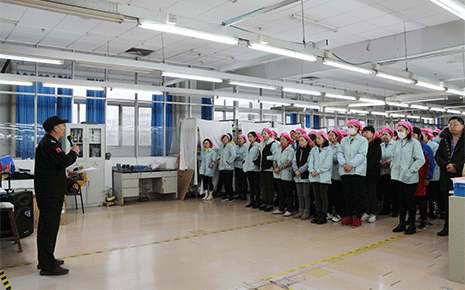 嚴抓安全不放松，劉潭服裝廠開展節(jié)前安全生產(chǎn)教育