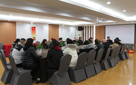 關愛職工暖人心，劉潭服裝廠開展新春慰問困難職工活動