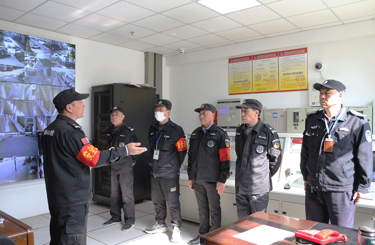 劉潭服裝廠強(qiáng)化保安培訓(xùn)