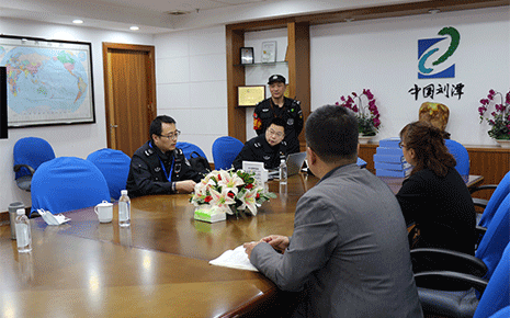 嚴(yán)把安全關(guān)，區(qū)應(yīng)急管理局到訪劉潭服裝廠