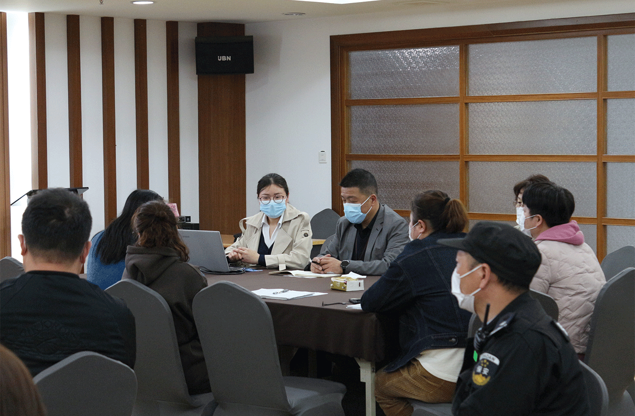 劉潭服裝廠召開清明期間疫情防控會議