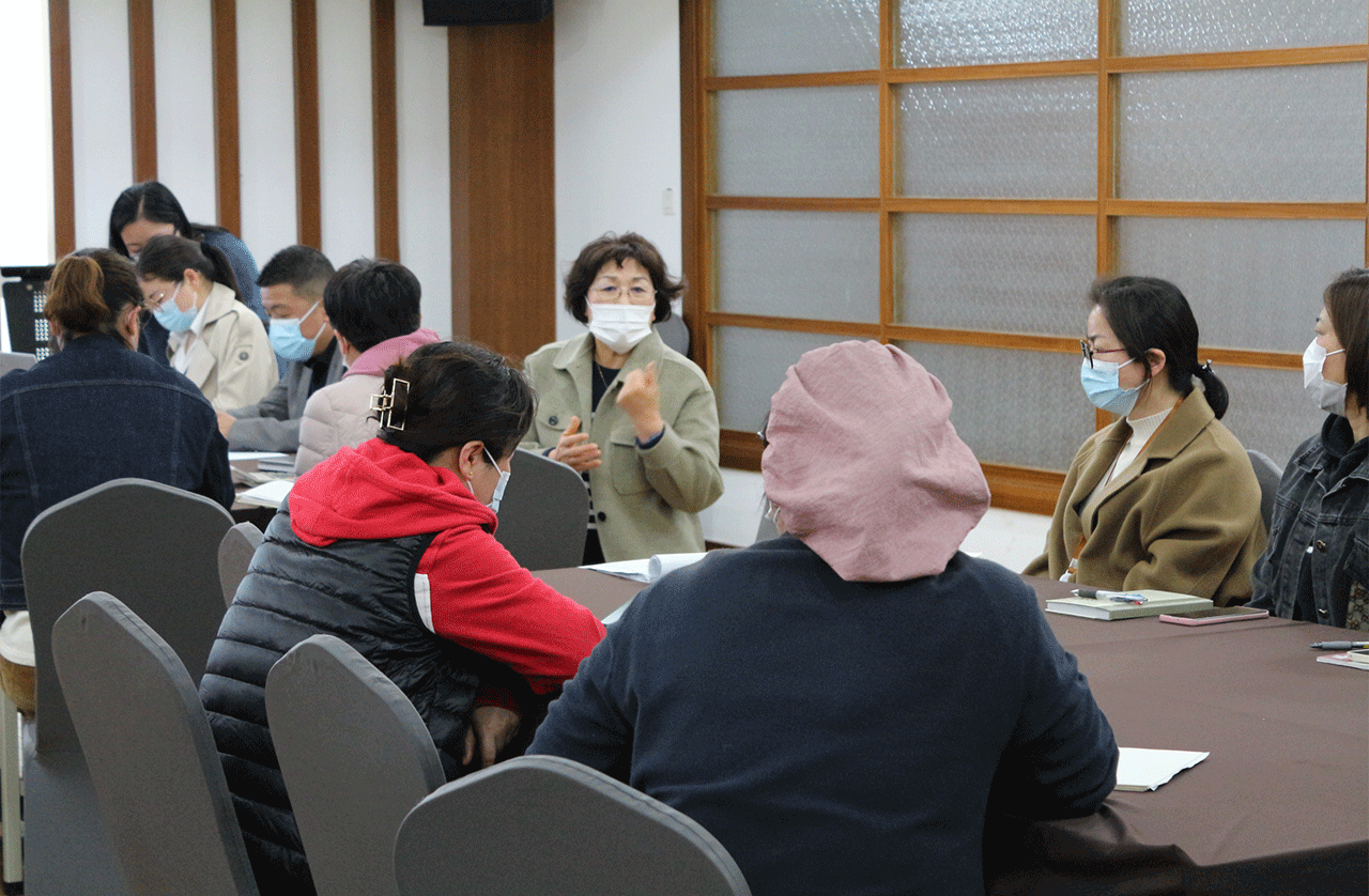 劉潭服裝廠召開清明期間疫情防控會議