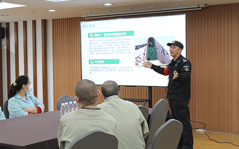 劉潭服裝廠開展宿舍安全培訓(xùn)，保障員工人身安全