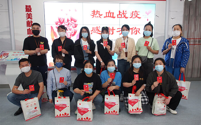 劉潭服裝廠開展無償獻血活動