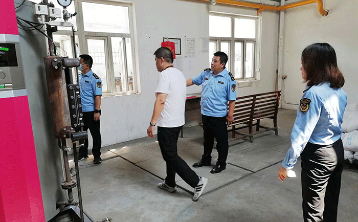 街道應(yīng)急辦到訪劉潭服裝開展燃?xì)獍踩珜ｍ?xiàng)檢查活動(dòng)