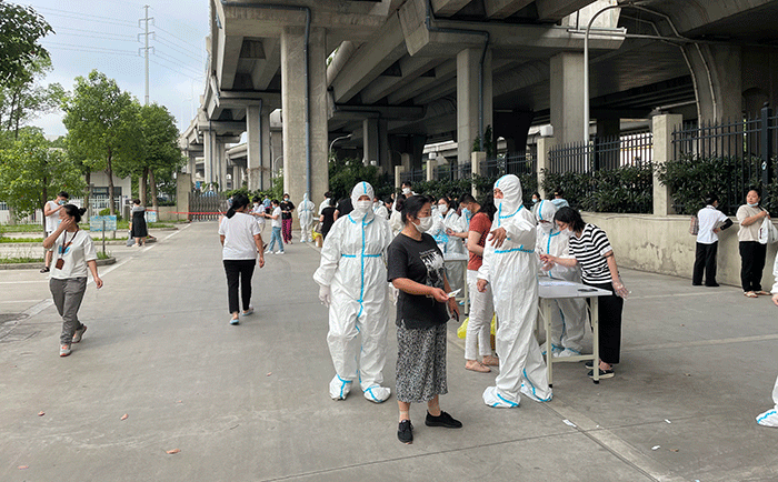 劉潭服裝廠開展全員核酸檢測